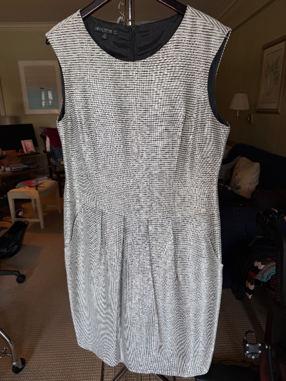 Lafayette 148 New York Textured Sheath Dress – Size 12
